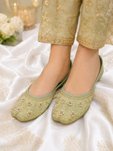 Tea Green
